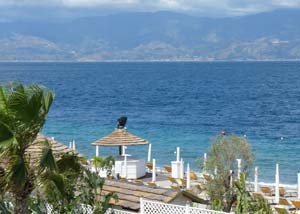 Beach and view to Sicily, Reggio di Calabria